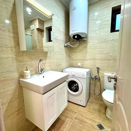 Aparthotel Cabacum Pleasure Beachfront - 50m To And Pool Varna